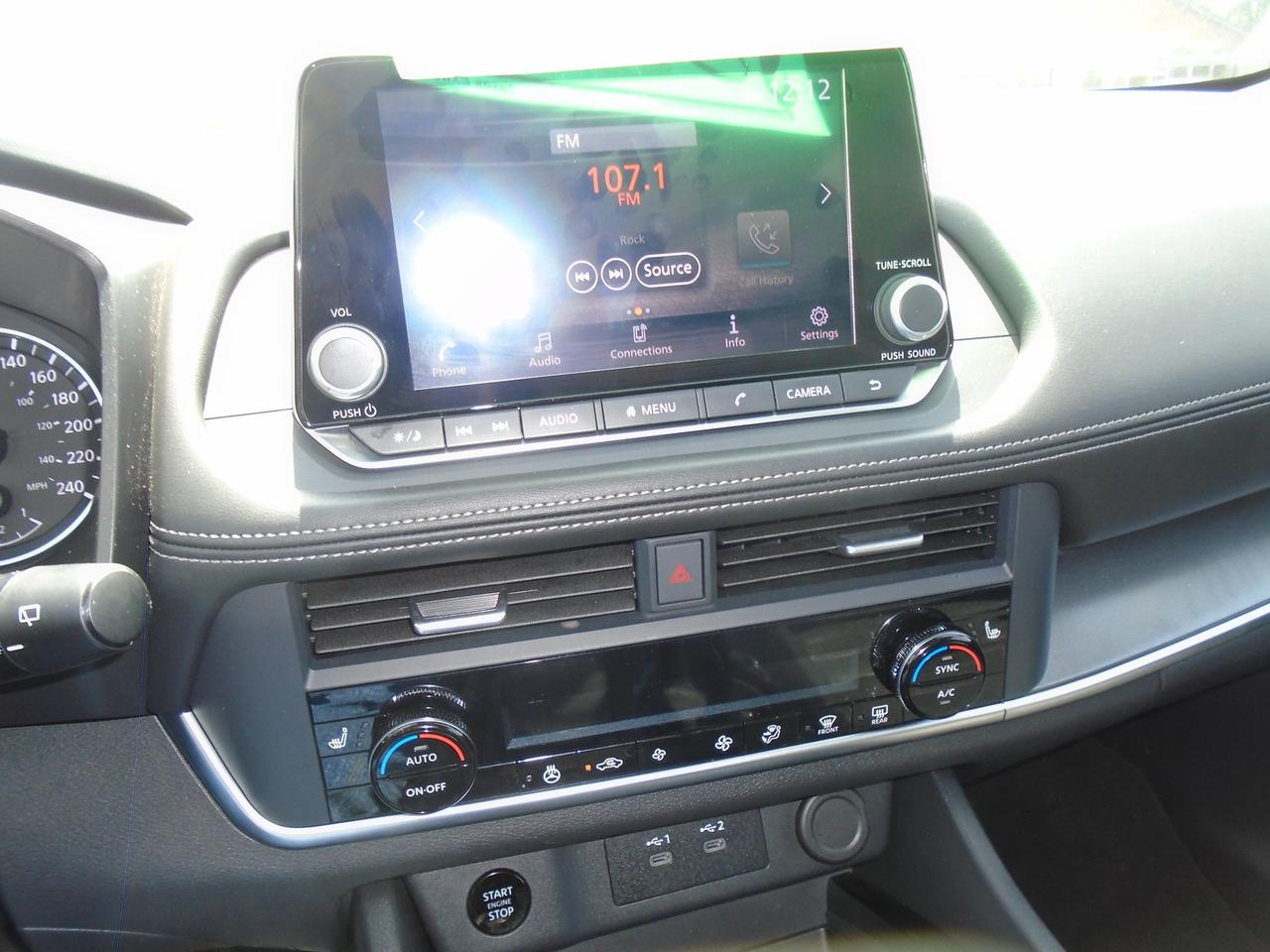2024 Nissan Rogue SV PREMIIUM Photo
