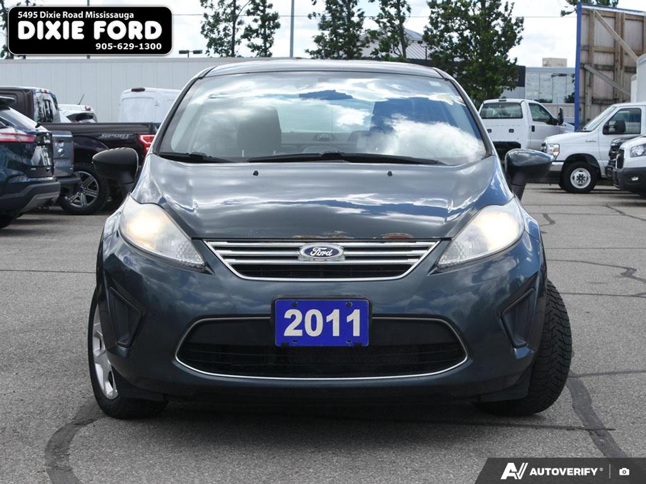 2011 Ford Fiesta SE Photo