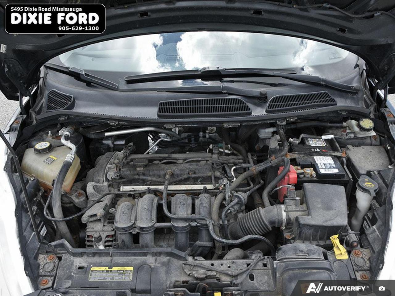 2011 Ford Fiesta SE Photo