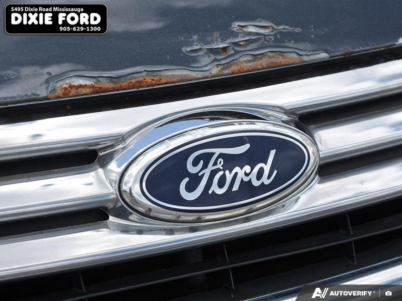 2011 Ford Fiesta SE Photo