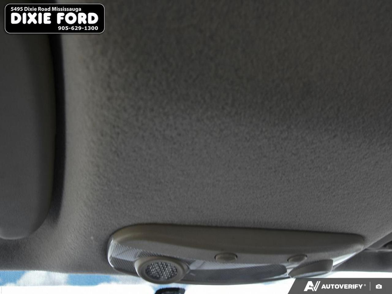2011 Ford Fiesta SE Photo