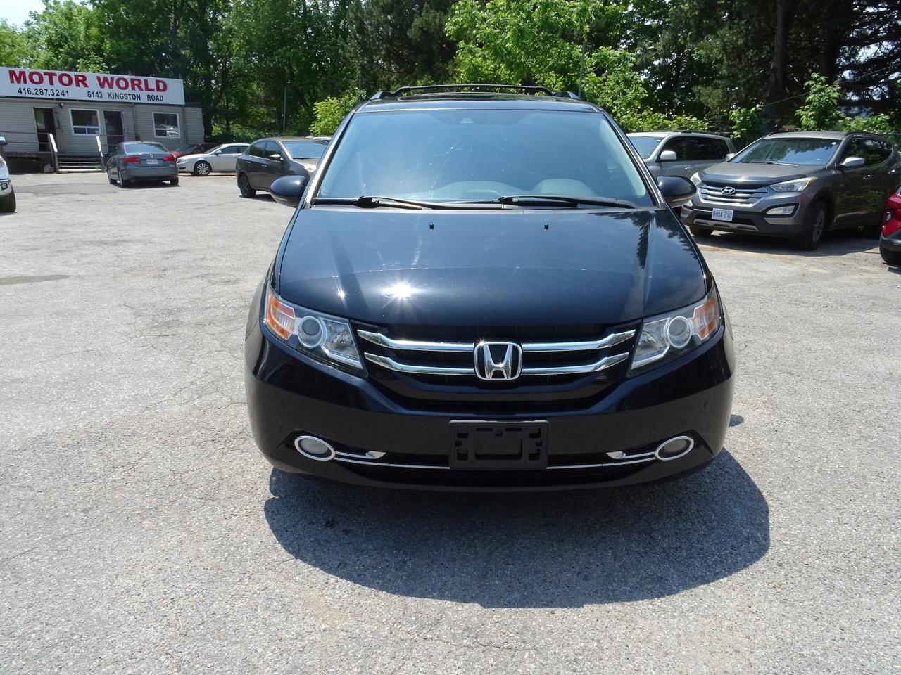 2017 Honda Odyssey Touring Photo