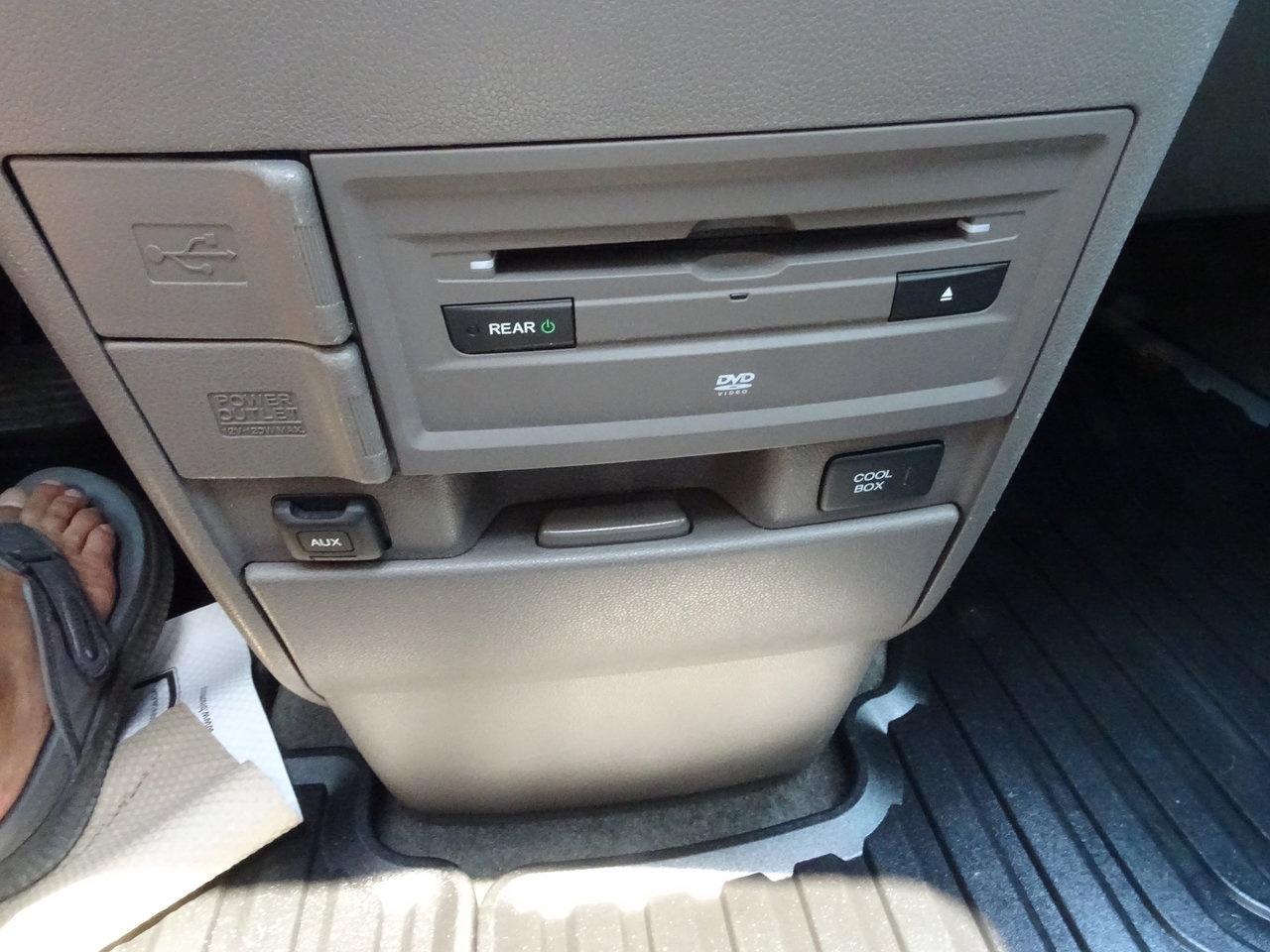 2017 Honda Odyssey Touring Photo