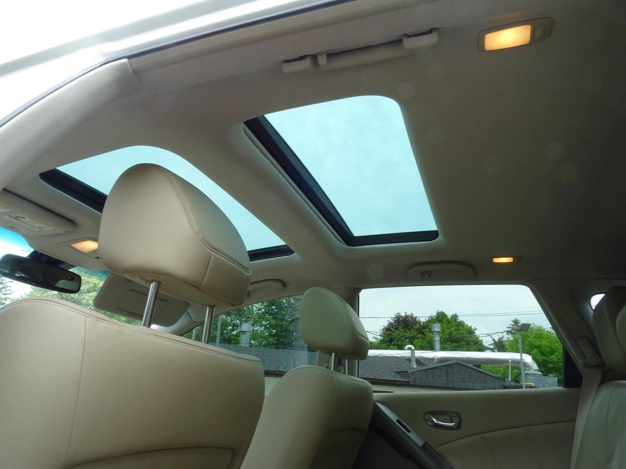 2014 Nissan Murano SL Photo