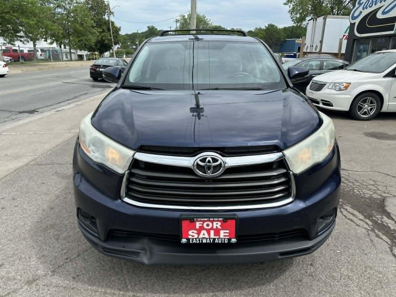 2015 Toyota Highlander LE - Photo #13