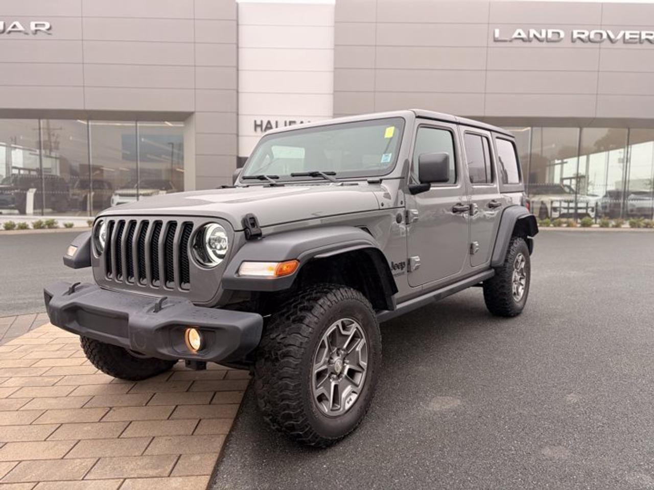 Unlimited Sport Altitude 4x4, 8-Speed Automatic w/OD, Gas/Electric V-6 3.6 L/220