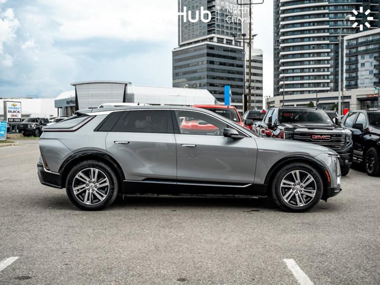 2024 Cadillac LYRIQ Tech Panoroof Heated Seats Navi Apple CarPlay Android Auto Photo