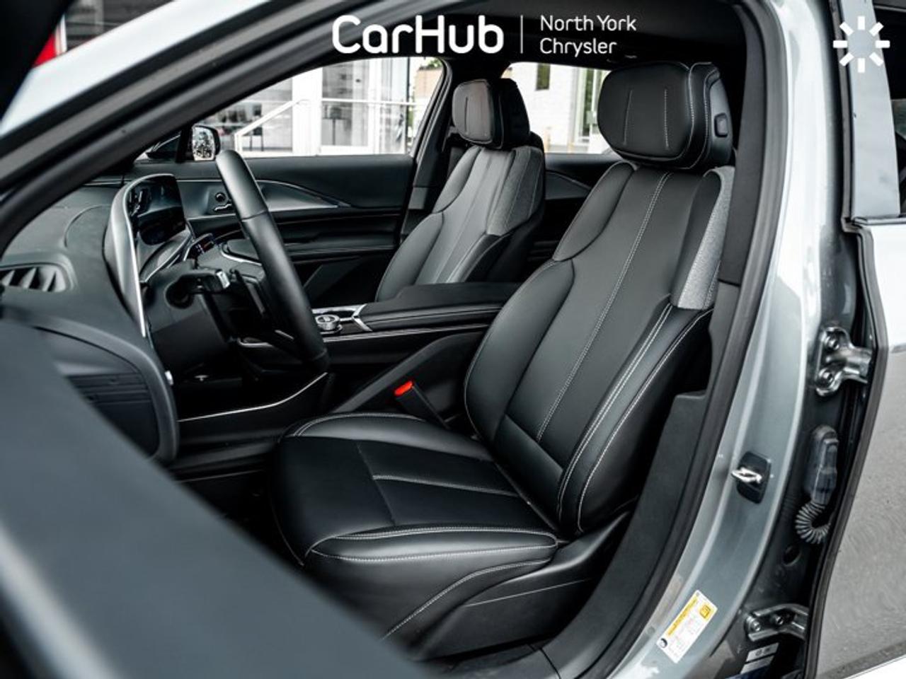 2024 Cadillac LYRIQ Tech Panoroof Heated Seats Navi Apple CarPlay Android Auto Photo