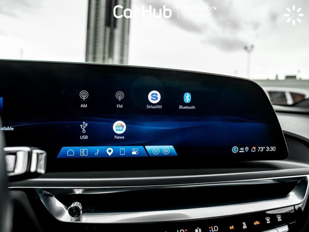 2024 Cadillac LYRIQ Tech Panoroof Heated Seats Navi Apple CarPlay Android Auto Photo