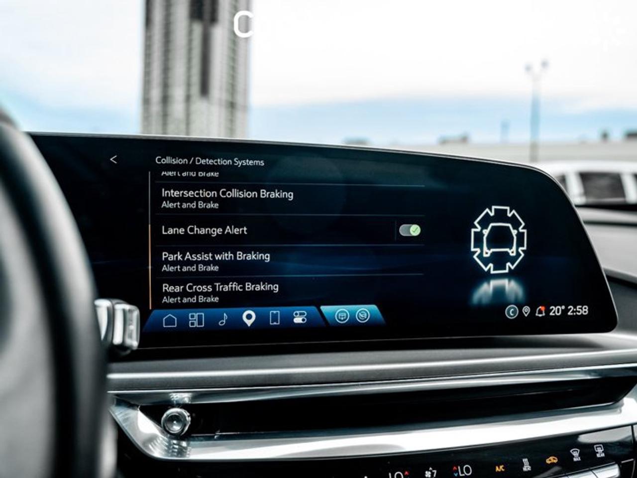 2024 Cadillac LYRIQ Tech Panoroof Heated Seats Navi Apple CarPlay Android Auto Photo