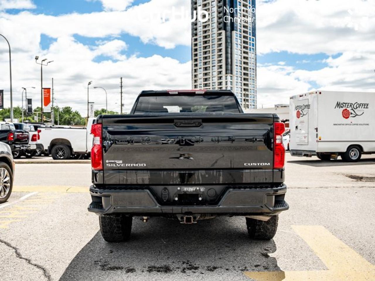 2024 Chevrolet Silverado 1500 Custom Trail Boss 157'' Power Seats Side Steps Remote Start Photo
