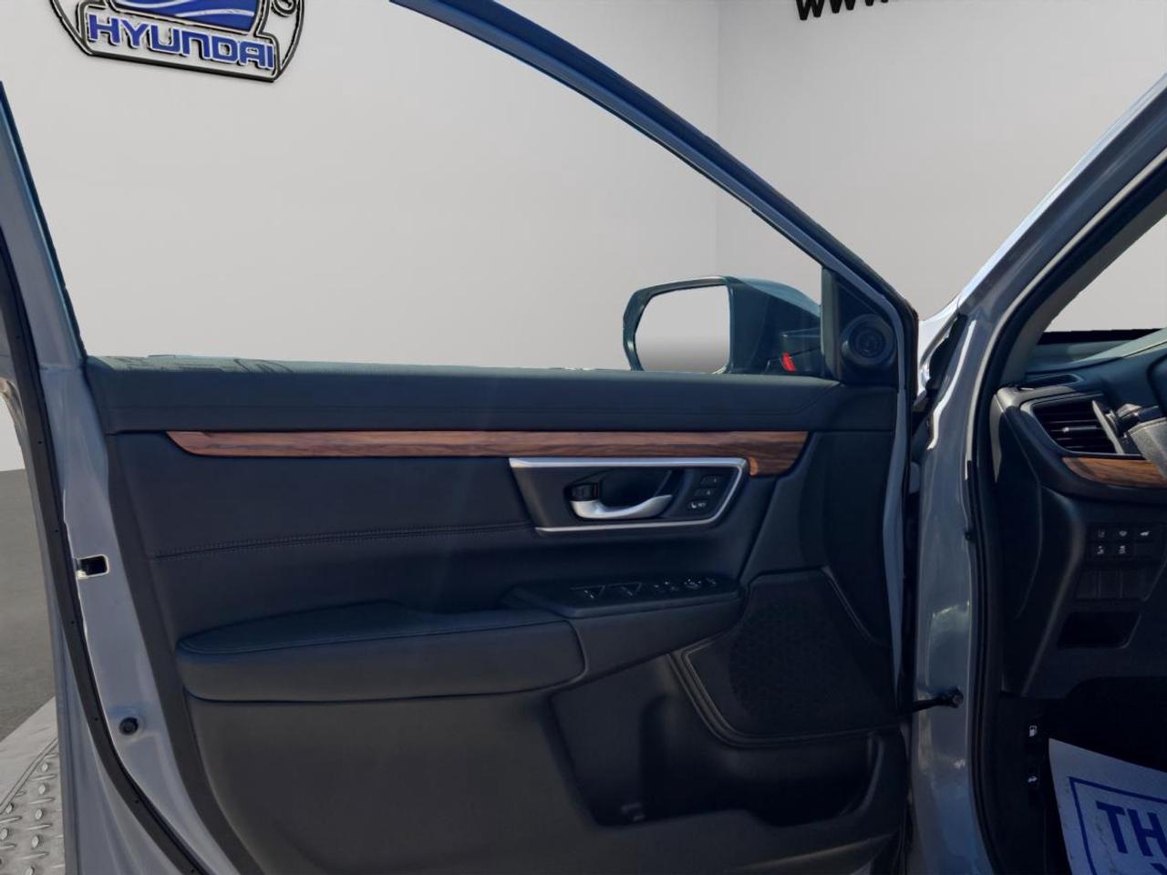 2021 Honda CR-V Touring Photo