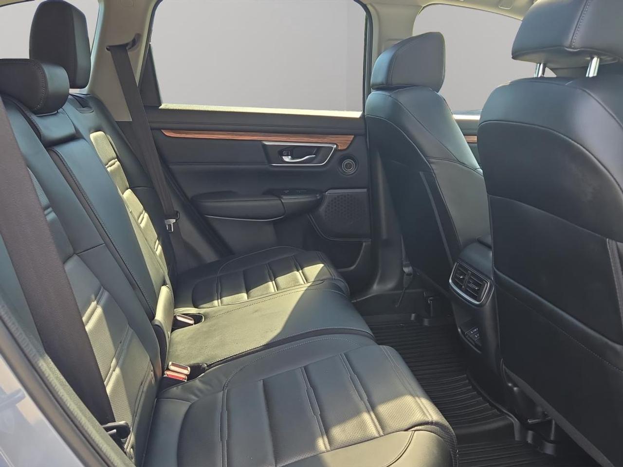 2021 Honda CR-V Touring Photo