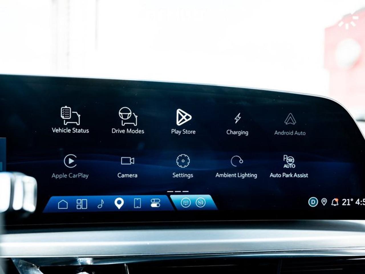 2025 Cadillac LYRIQ Sport Panoroof Navi Remote Start 360 Cam Apple CarPlay Photo