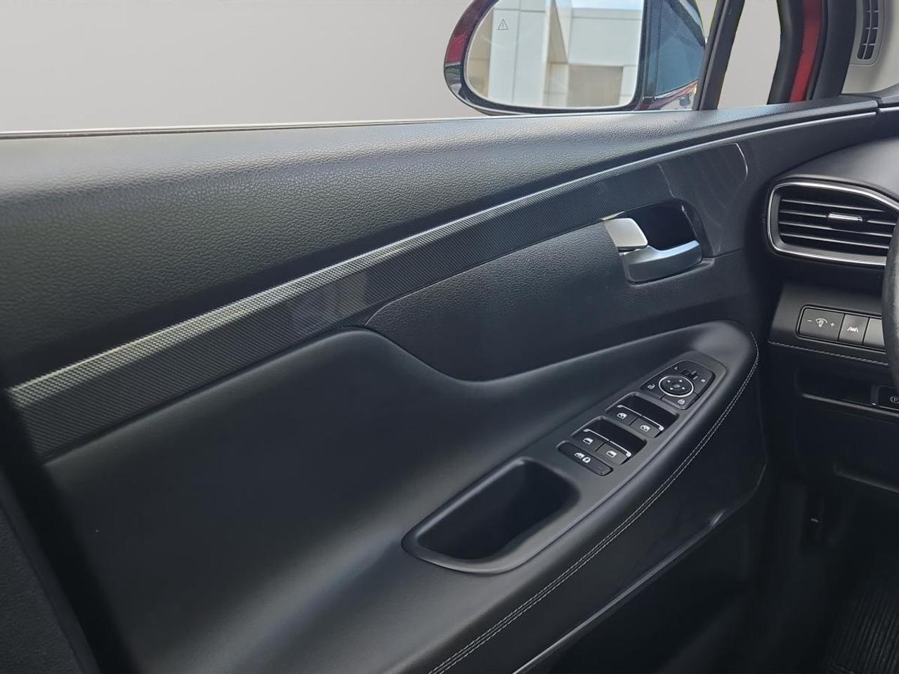 2022 Hyundai Santa Fe Urban Photo