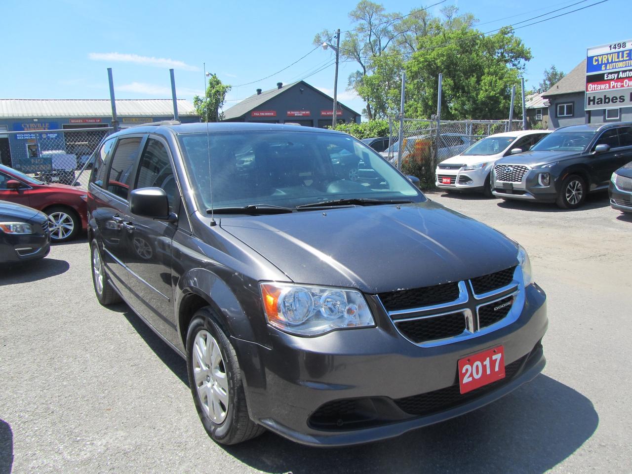 2017 Dodge Grand Caravan 4dr Wgn SXT Photo