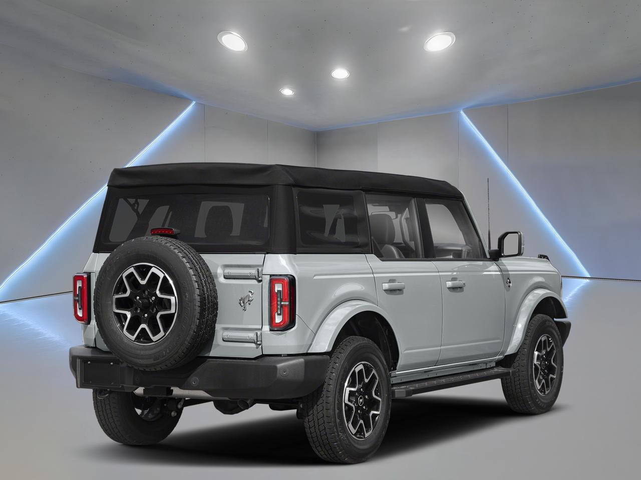 2026 Ford Bronco Outer Banks Photo