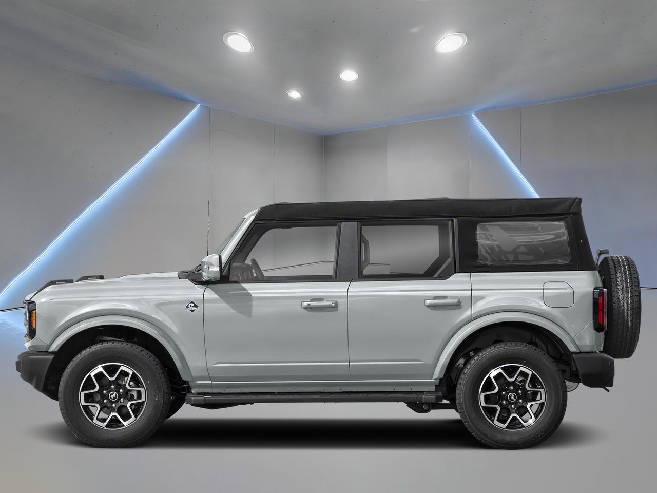 2026 Ford Bronco Outer Banks Photo