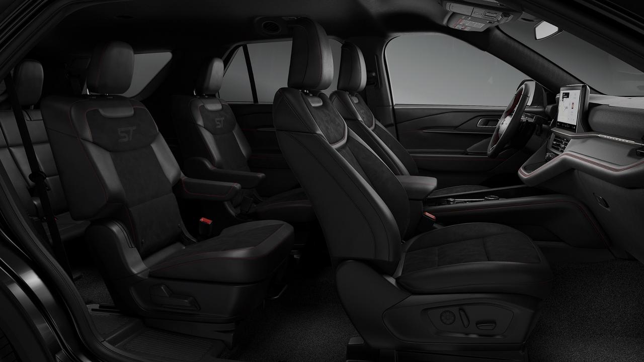 2026 Ford Explorer ST Photo