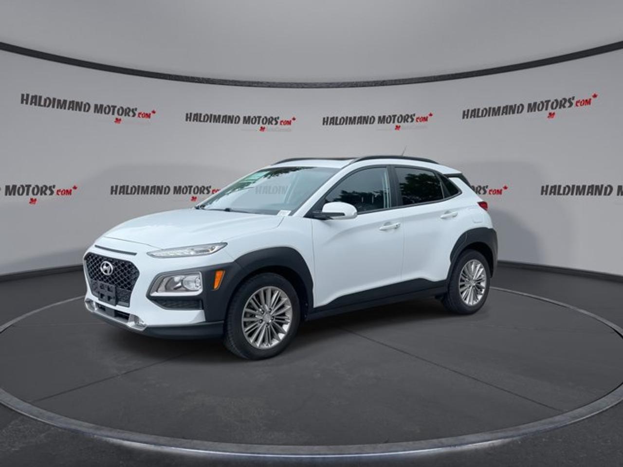 2018 Hyundai KONA Luxury AWD | No Accidents | Leather Seats | Heated Steering Photo