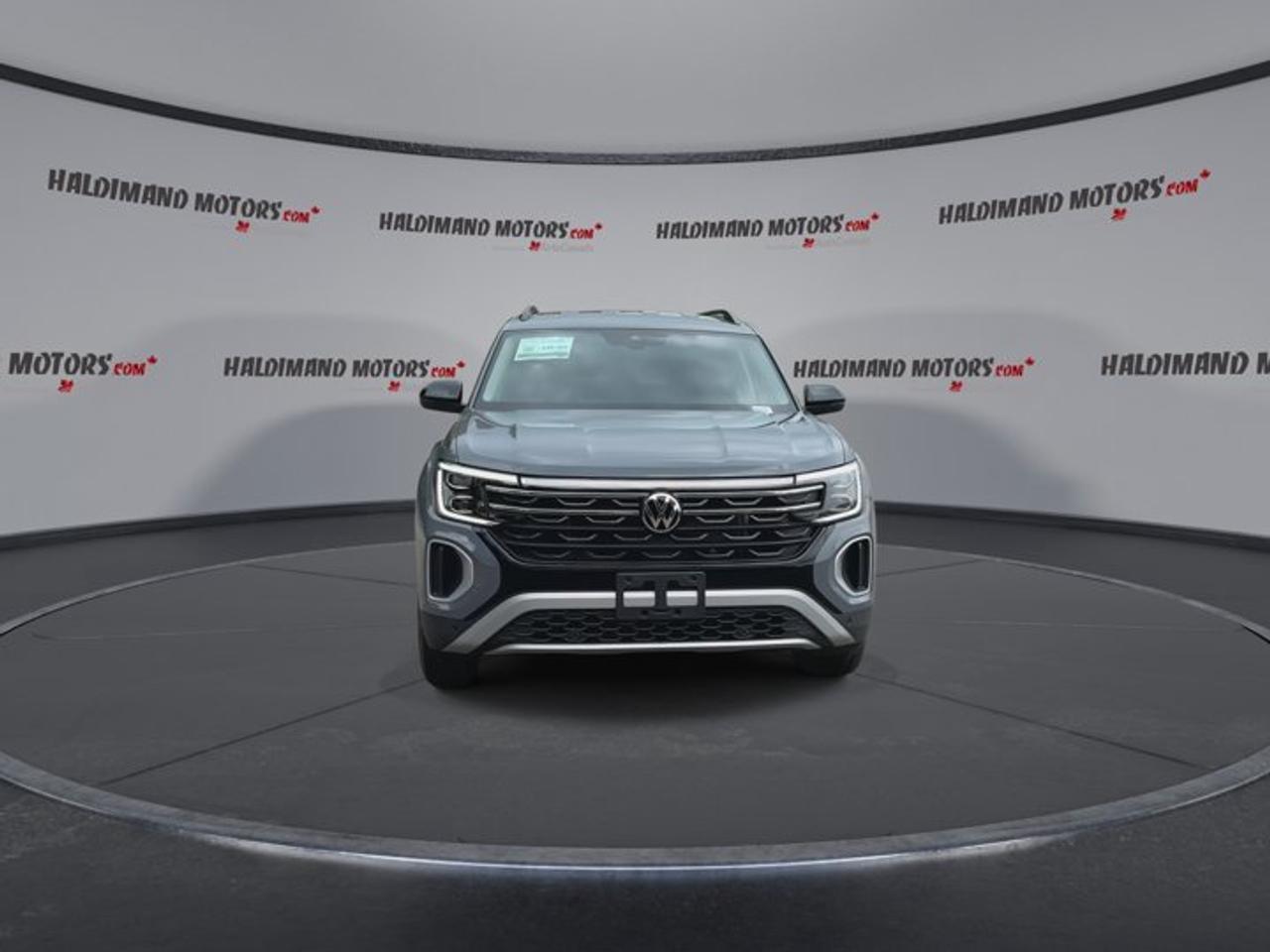 2025 Volkswagen Atlas Peak Edition 4WD | No Accidents | Leather Seats | Vent. Front Seats Photo