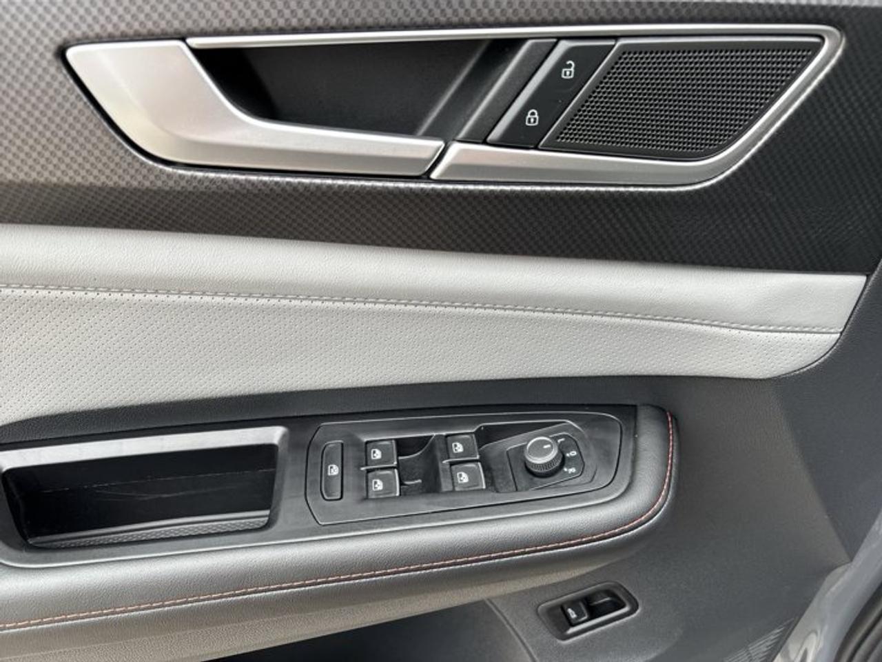 2025 Volkswagen Atlas Peak Edition 4WD | No Accidents | Leather Seats | Vent. Front Seats Photo