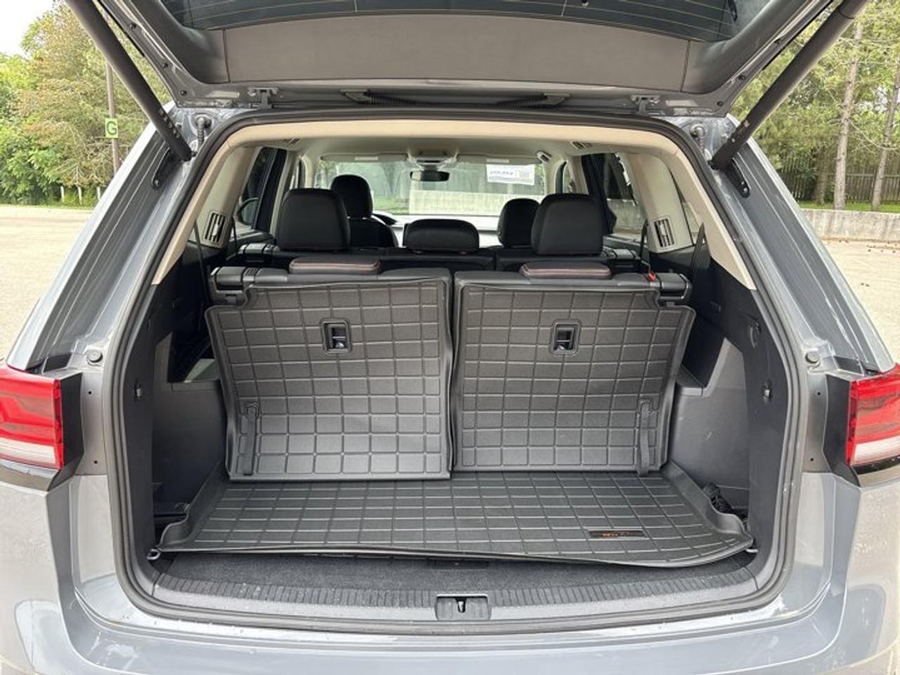 2025 Volkswagen Atlas Peak Edition 4WD | No Accidents | Leather Seats | Vent. Front Seats Photo