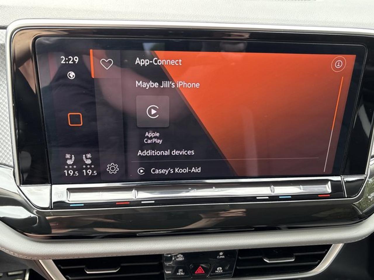 2025 Volkswagen Atlas Peak Edition 4WD | No Accidents | Leather Seats | Vent. Front Seats Photo