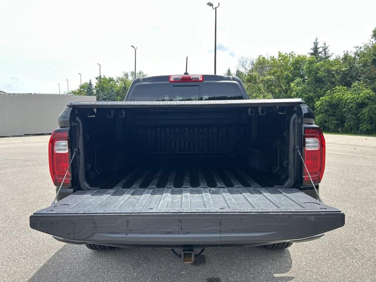 2025 GMC Canyon Elevation Crew Cab 4WD | No Accidents Photo