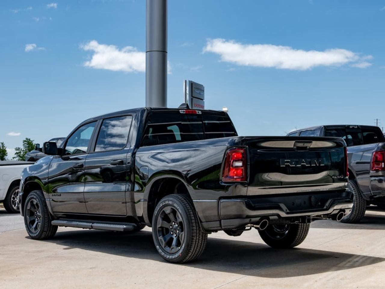 2026 RAM 1500 Express Photo