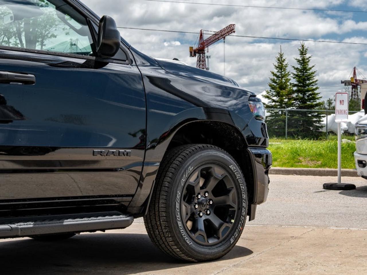 2026 RAM 1500 Express Photo