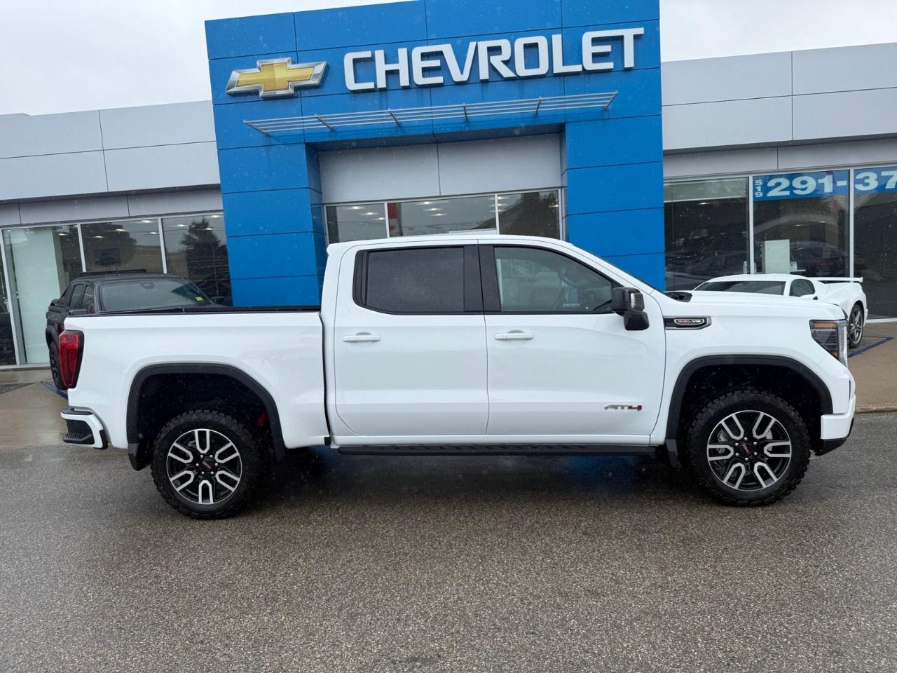 2026 GMC Sierra 1500 Crew Cab Short Box 4-Wheel Drive AT4 Photo5