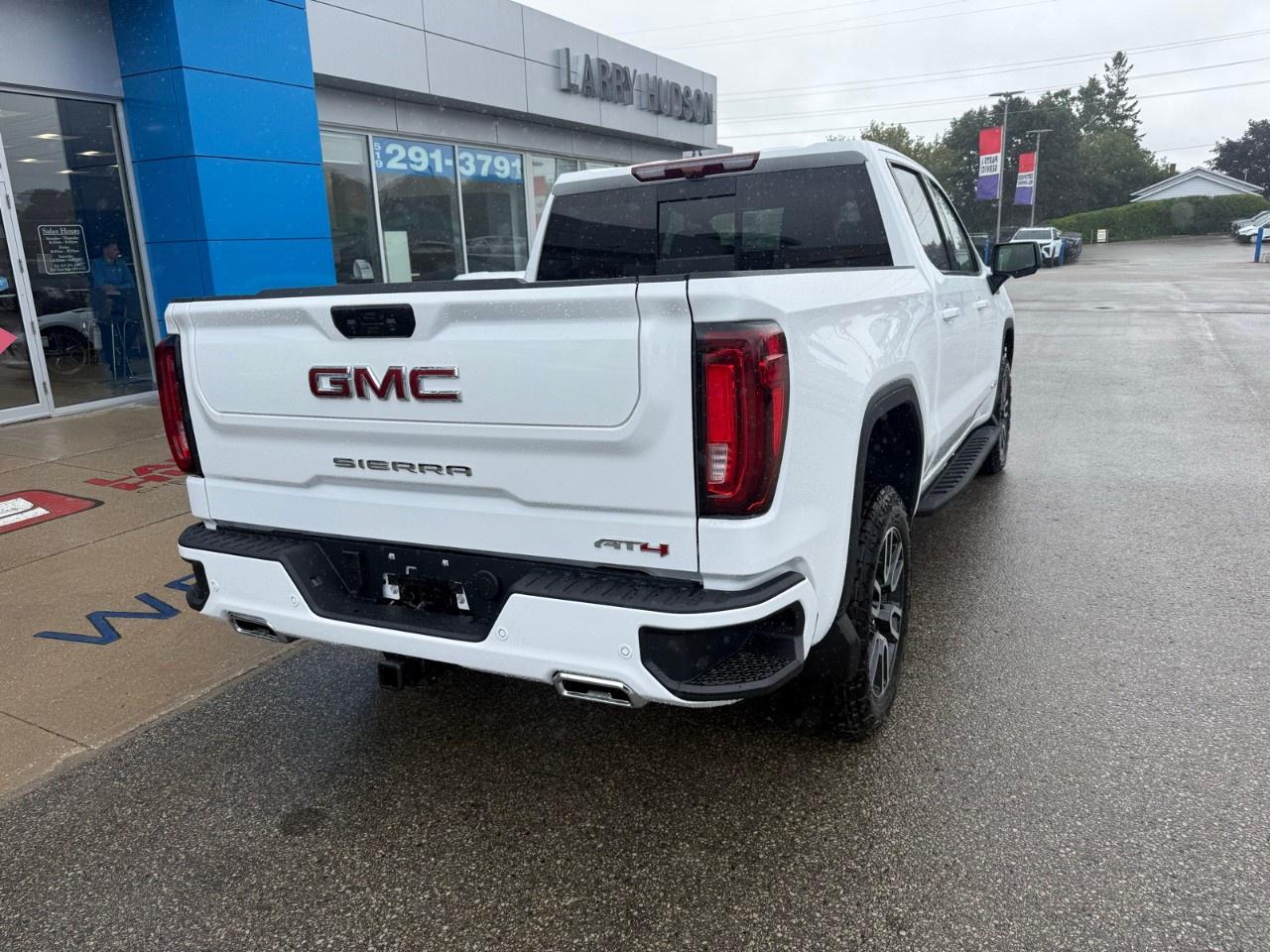 2026 GMC Sierra 1500 Crew Cab Short Box 4-Wheel Drive AT4 Photo