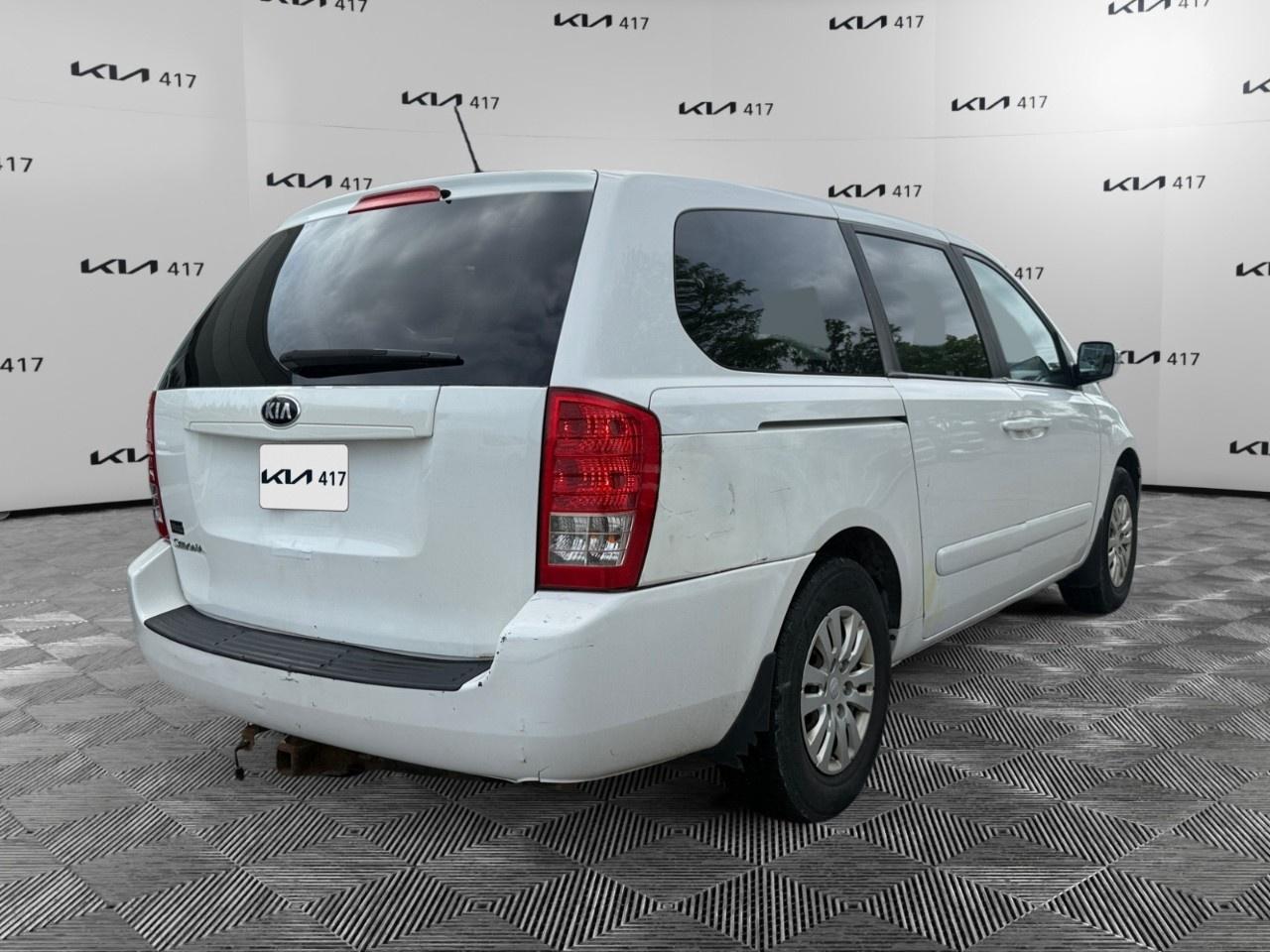 2014 Kia Sedona 4DR WGN LX Photo
