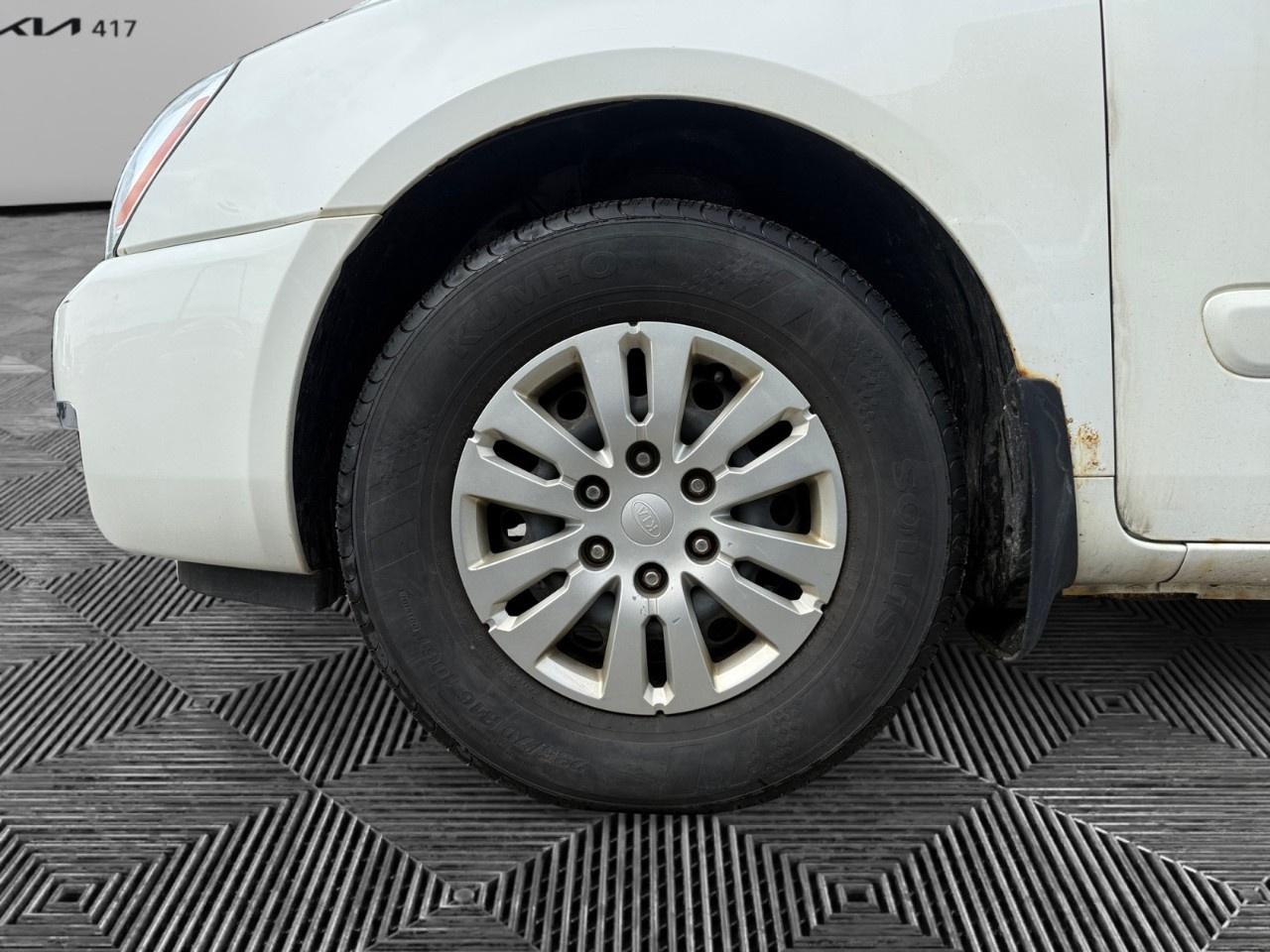 2014 Kia Sedona 4DR WGN LX Photo