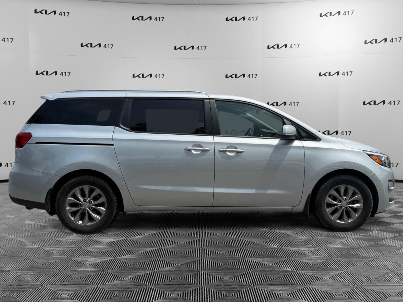 2020 Kia Sedona LX FWD Photo