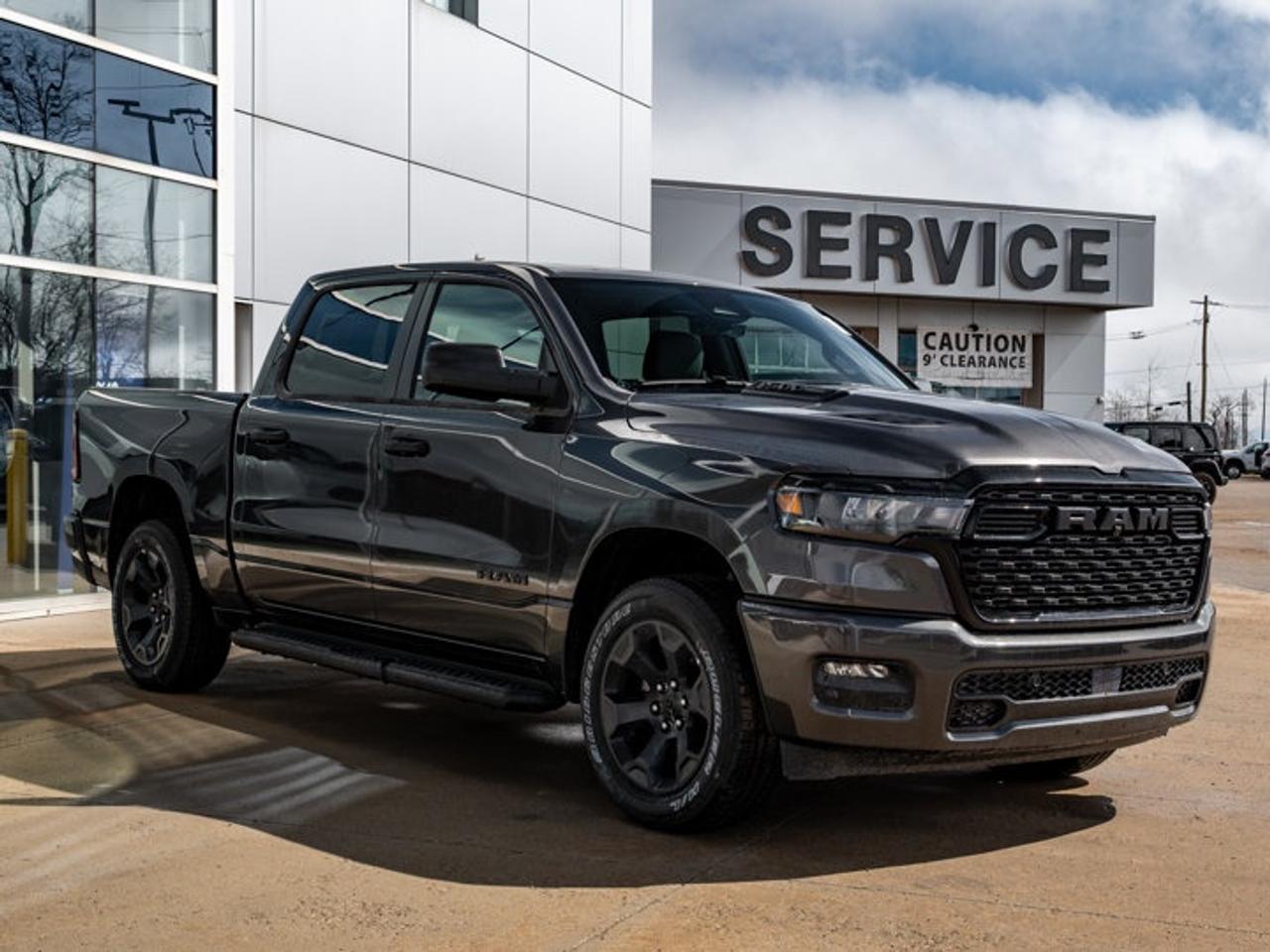 2026 RAM 1500 Express Photo