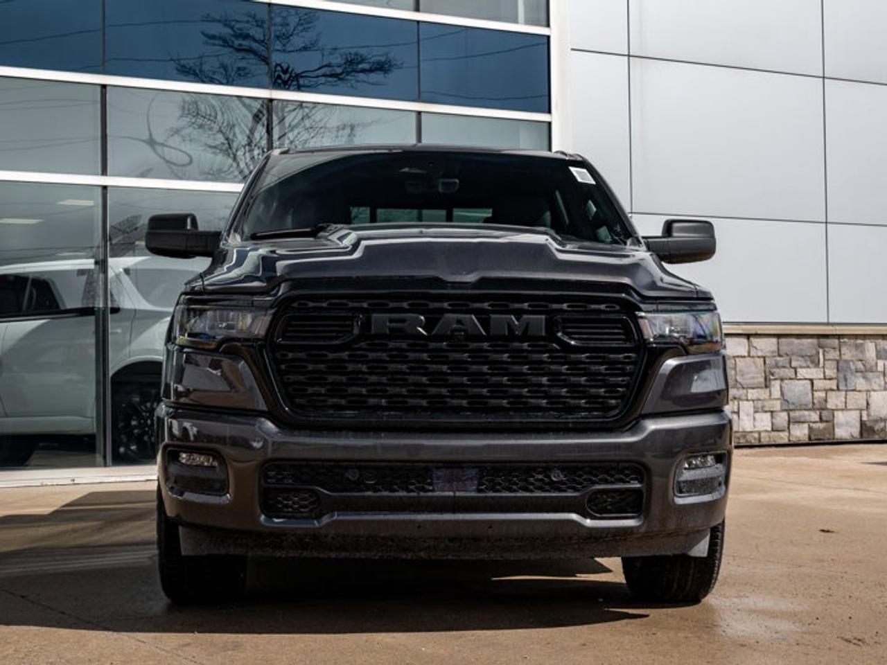 2026 RAM 1500 Express Photo