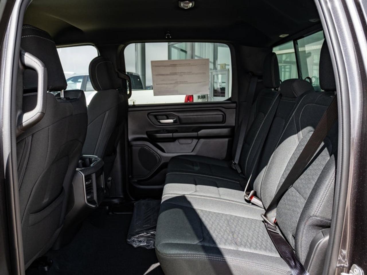 2026 RAM 1500 Express Photo