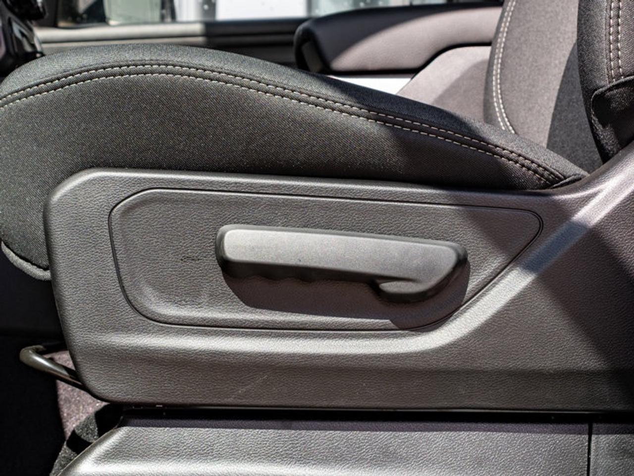 2026 RAM 1500 Express Photo