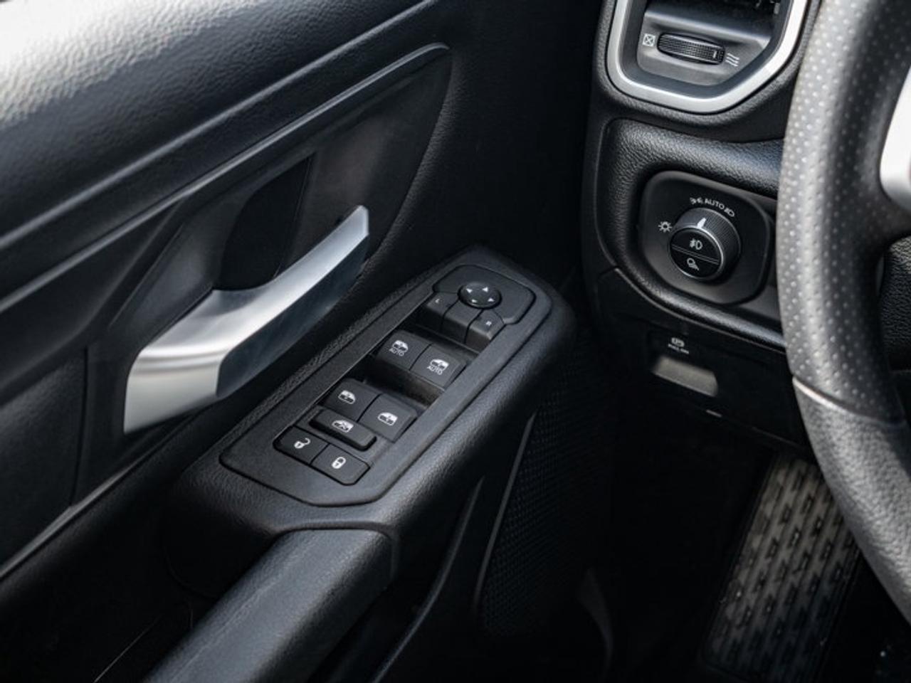 2026 RAM 1500 Express Photo