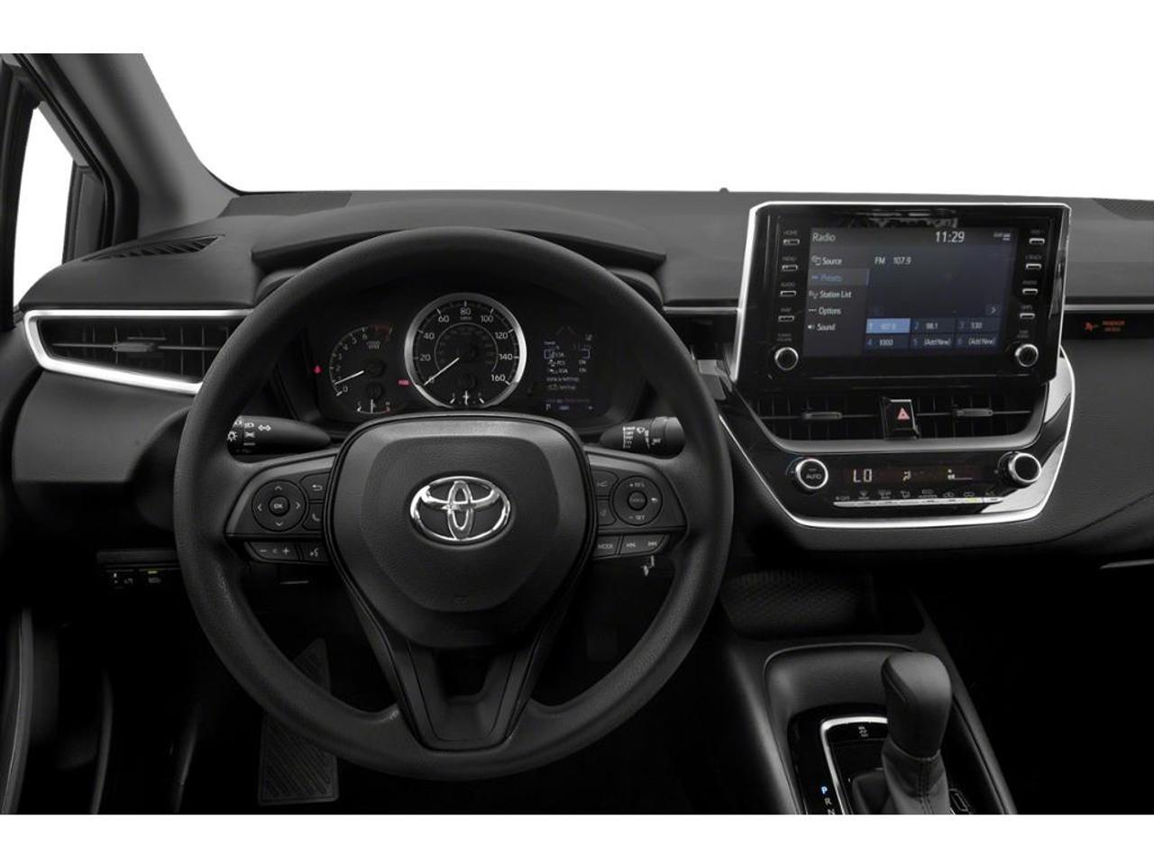 2021 Toyota Corolla LE Photo