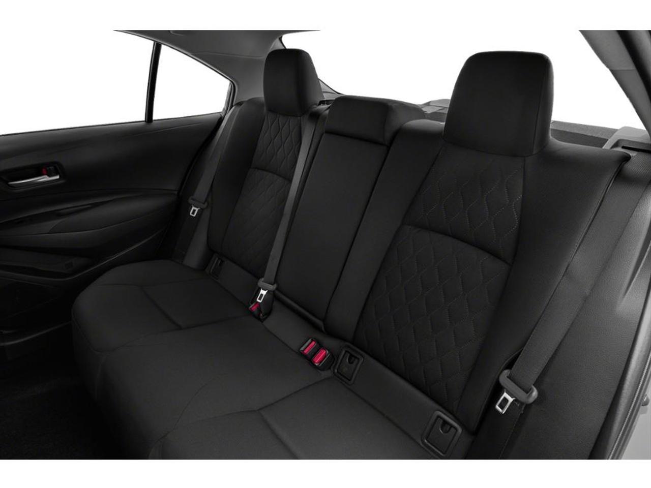2021 Toyota Corolla LE Photo