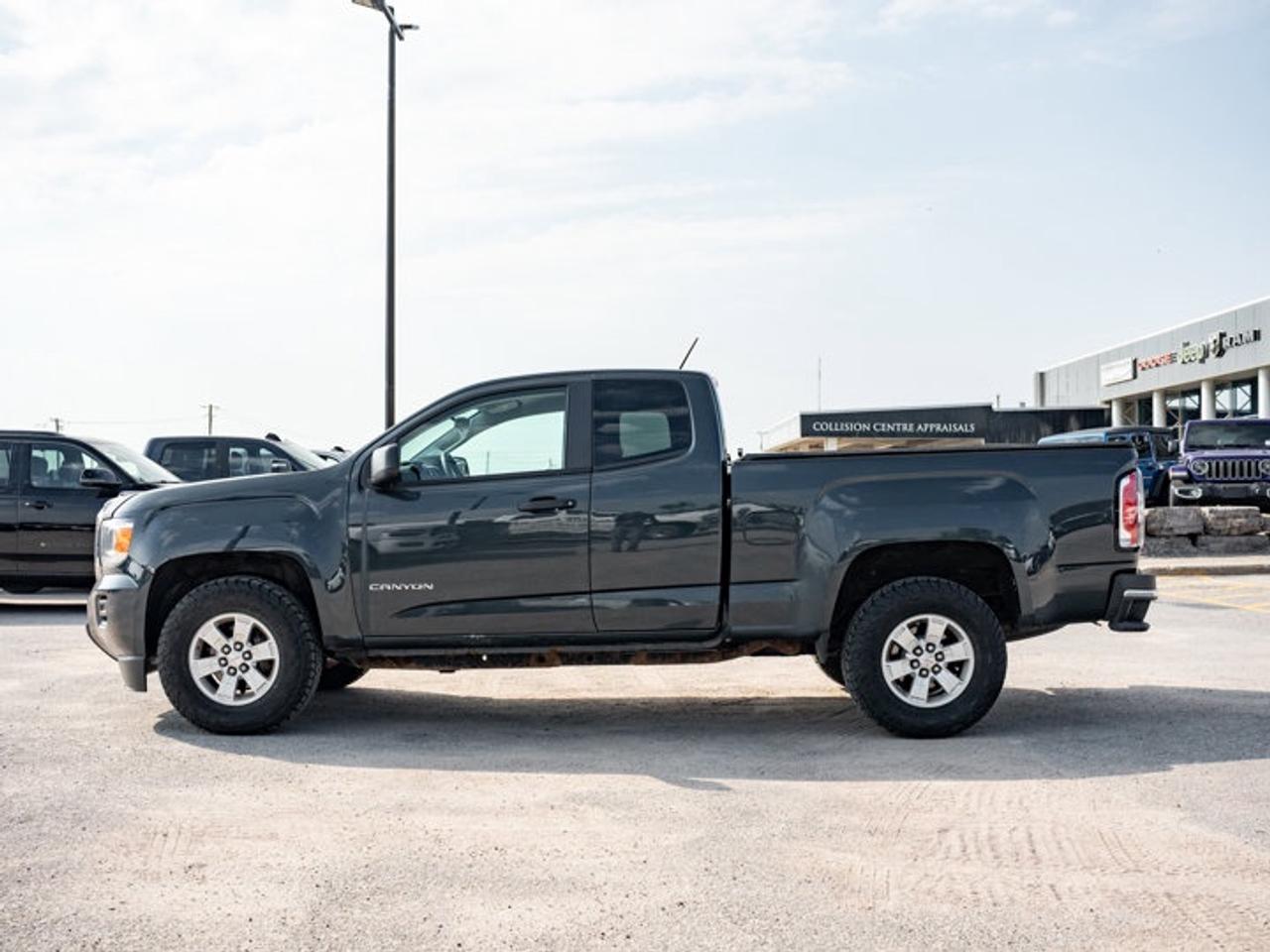 2017 GMC Canyon 2WD SL Photo