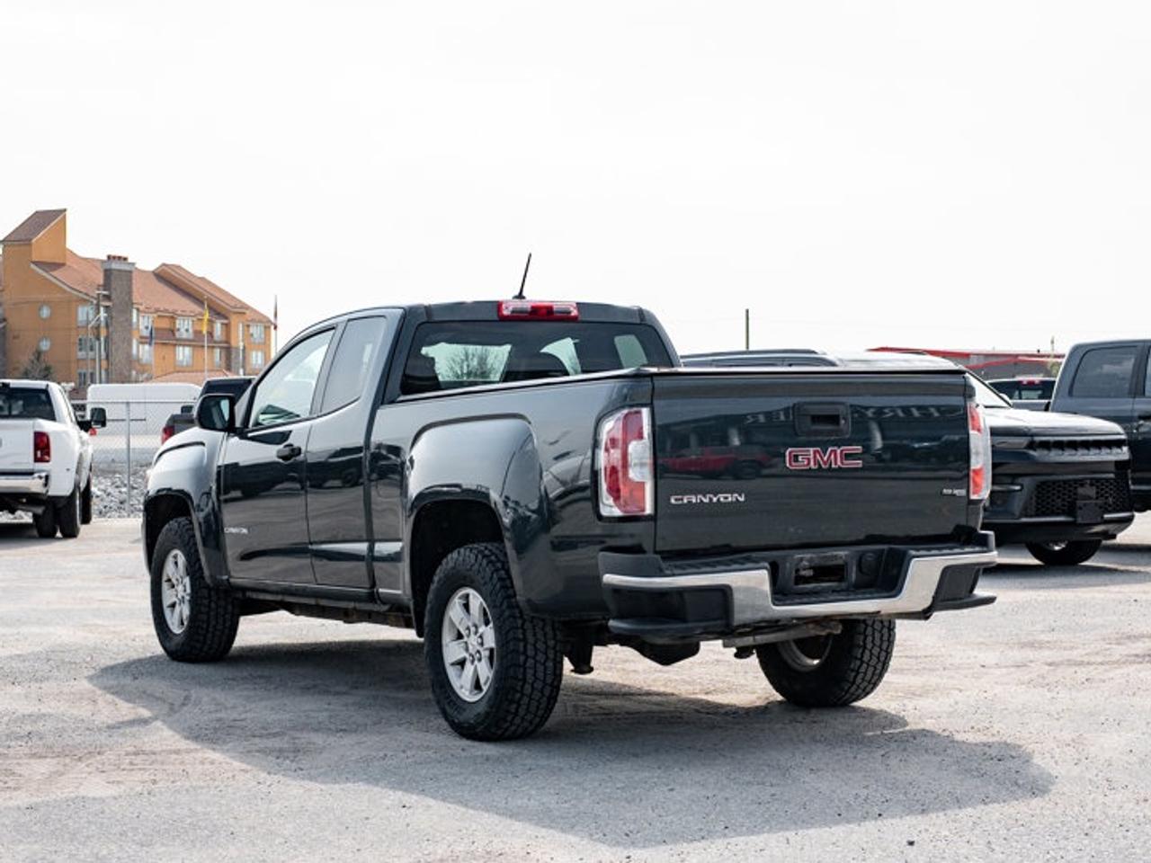 2017 GMC Canyon 2WD SL Photo