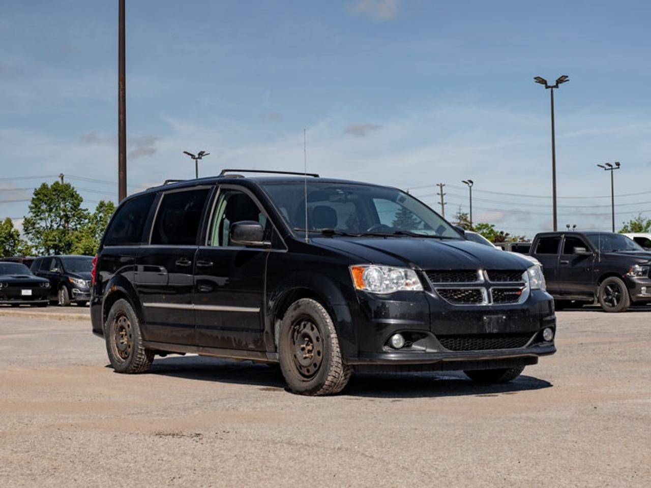 2015 Dodge Grand Caravan Crew Photo