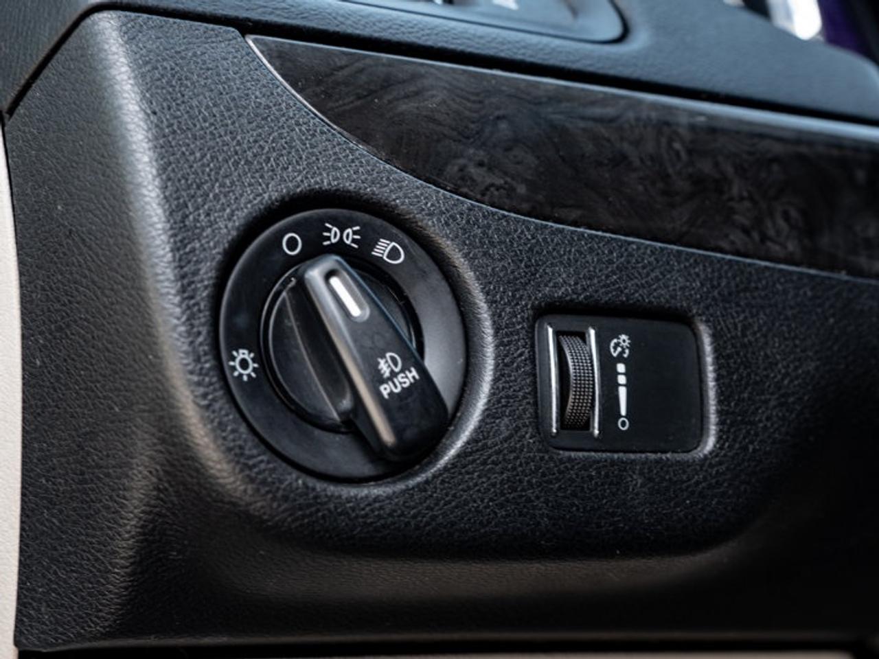 2015 Dodge Grand Caravan Crew Photo