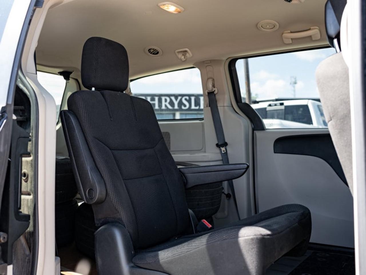 2015 Dodge Grand Caravan Crew Photo
