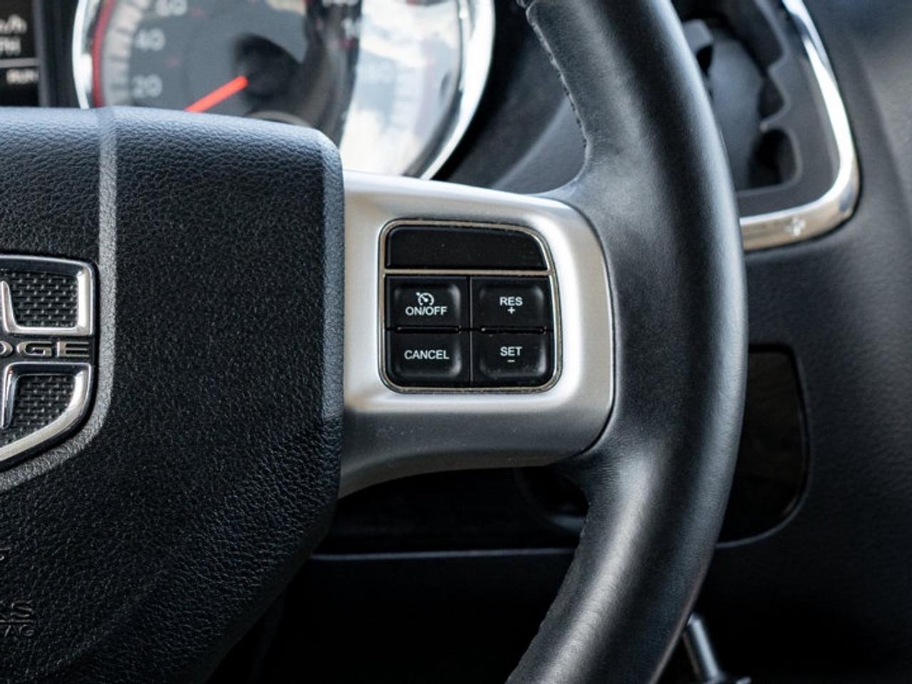 2015 Dodge Grand Caravan Crew Photo