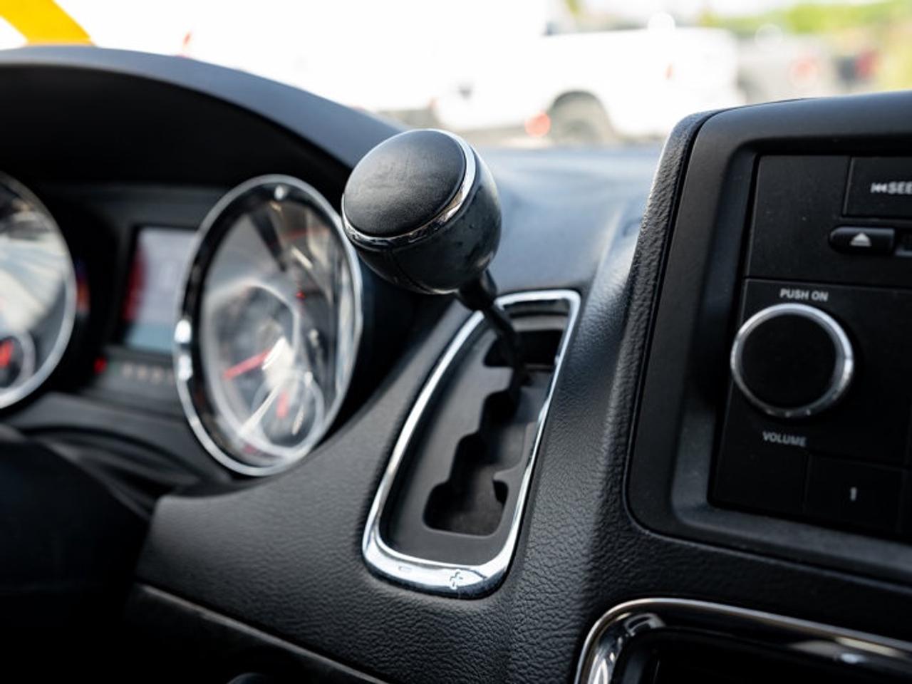 2015 Dodge Grand Caravan Crew Photo